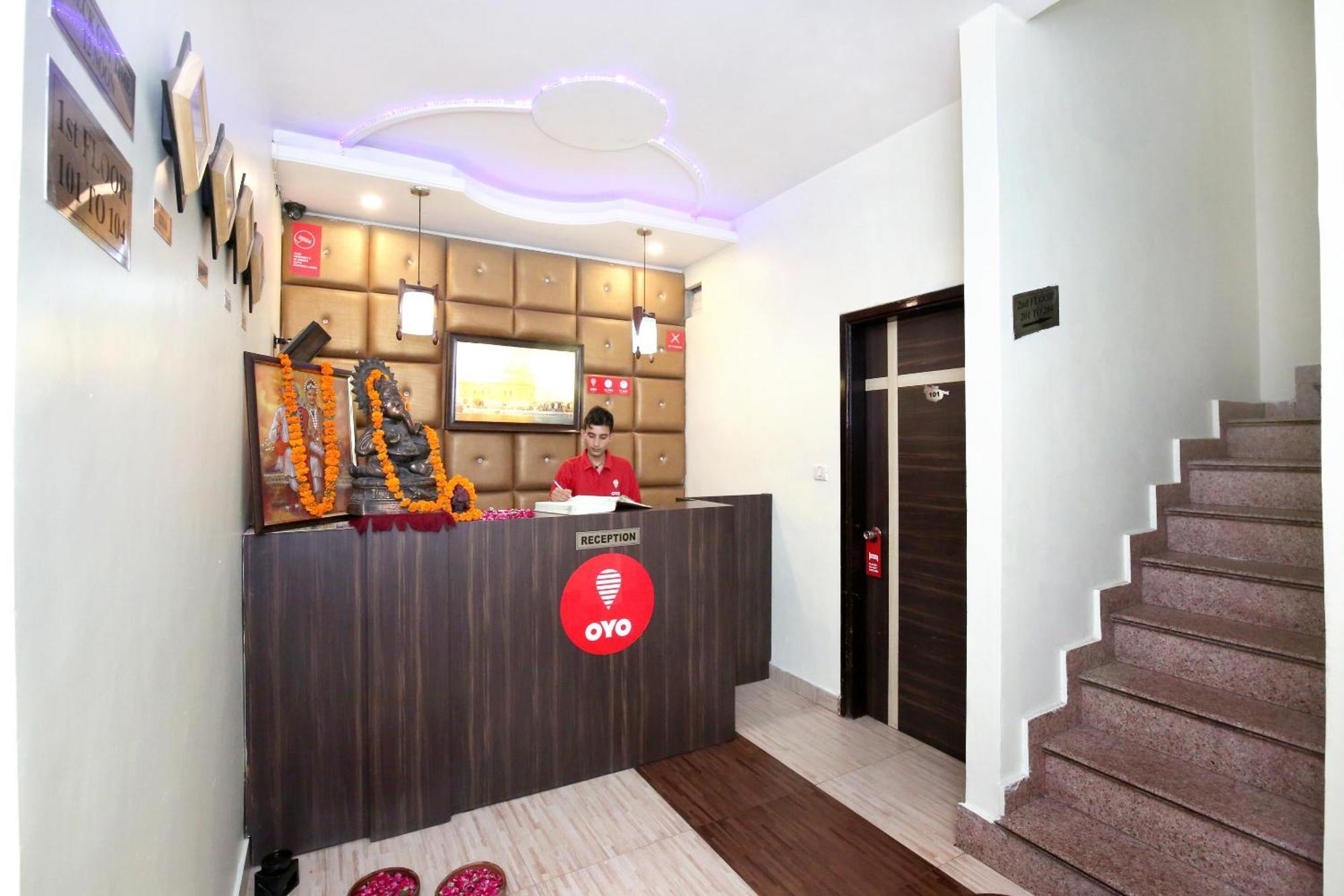 Oyo 9243 Trumpets Hotel Amritsar Bagian luar foto
